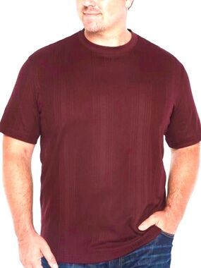Claiborne Ribbed Short Sleeve Crewneck Shirt in Burgundy!